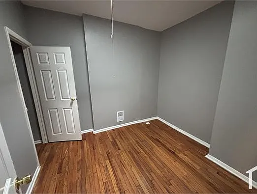 1205 W Ostend St — Photo 11