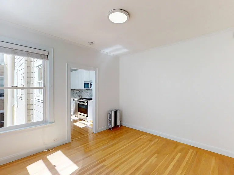 254 Ivy St #7 — Photo 4