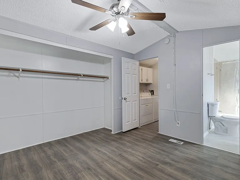 755 W Dewey Ave — Photo 13
