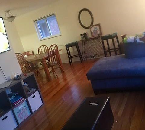 5th image of 3828 Russell Blvd
