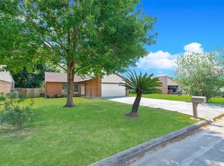 3904 Easy St, Dickinson, TX 77539