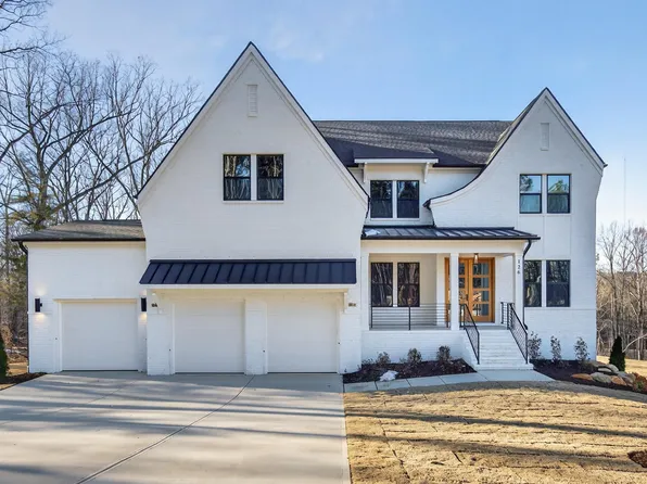 126 Black Bear Ct, Chapel Hill, NC 27516