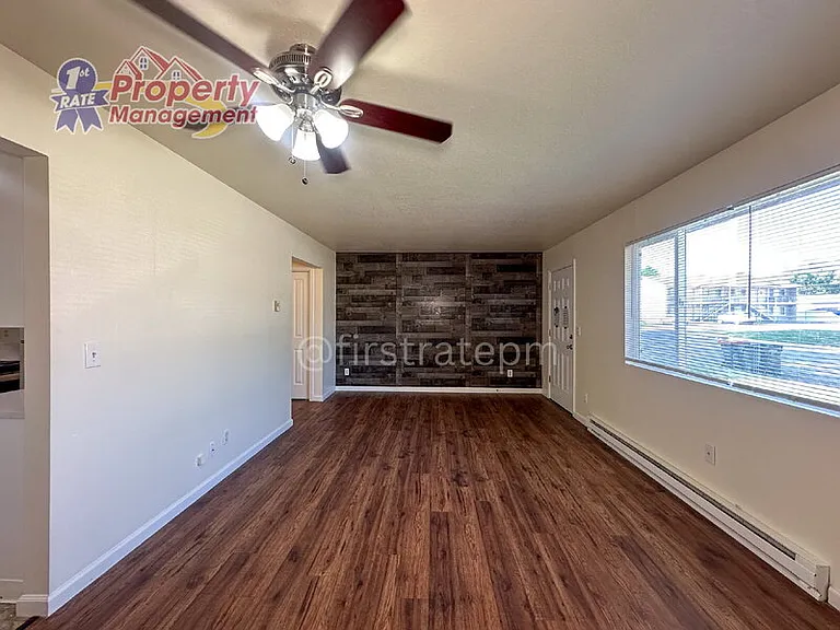 1824 N Crestmont Dr — Photo 5