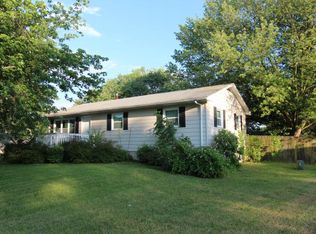 10 Lee Cir, Dover, DE 19904