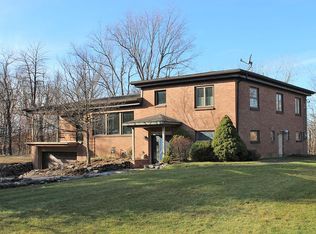 5040 Old Goodrich Rd, Clarence, NY 14031