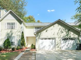 1099 Knights Bridge Ct, Norcross, GA 30093