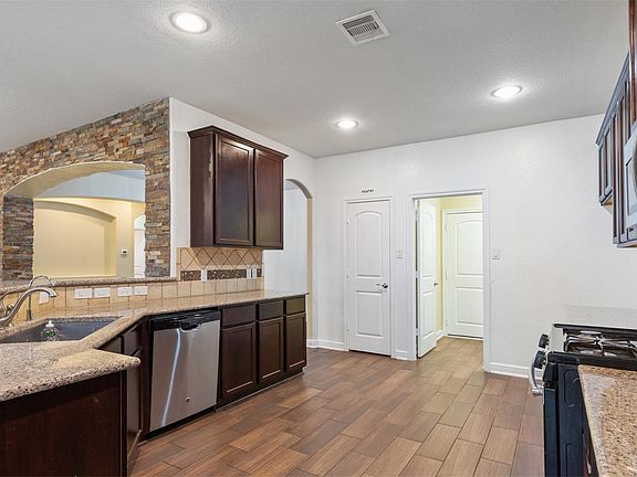 4th image of 2826 Verdant Spring Trl