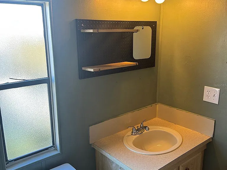 86 Pelican Dr N — Photo 18