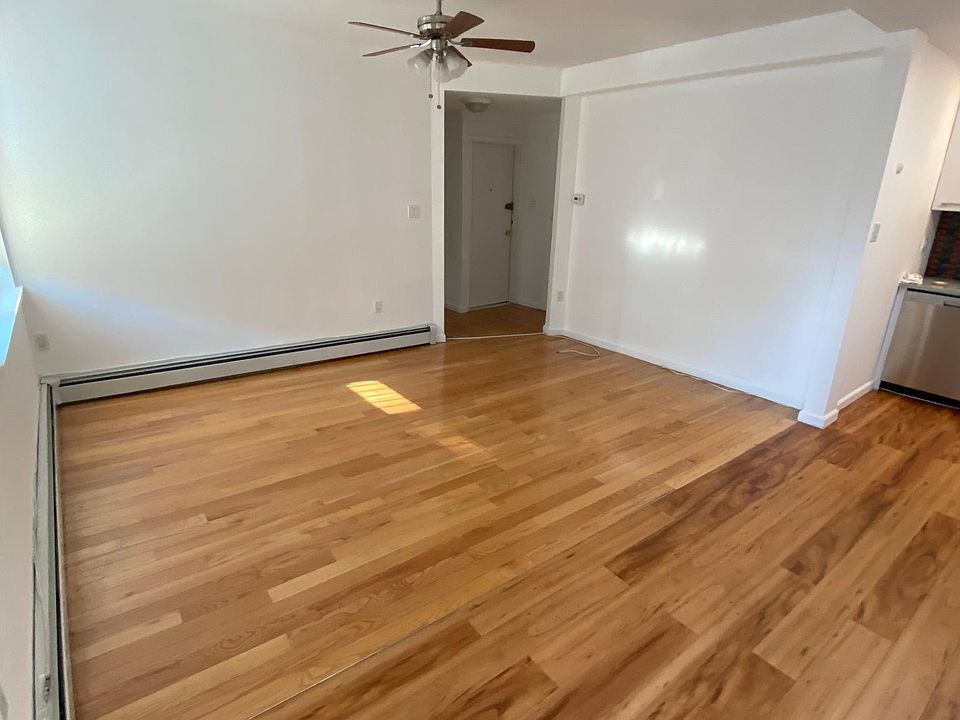 2nd image of 1547 84th St #2