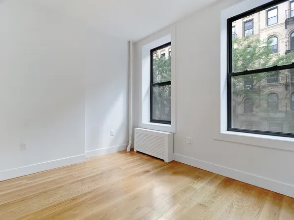 219 East 89th Street image 1 of 13