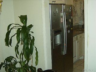 4th image of 825 Dean Dr