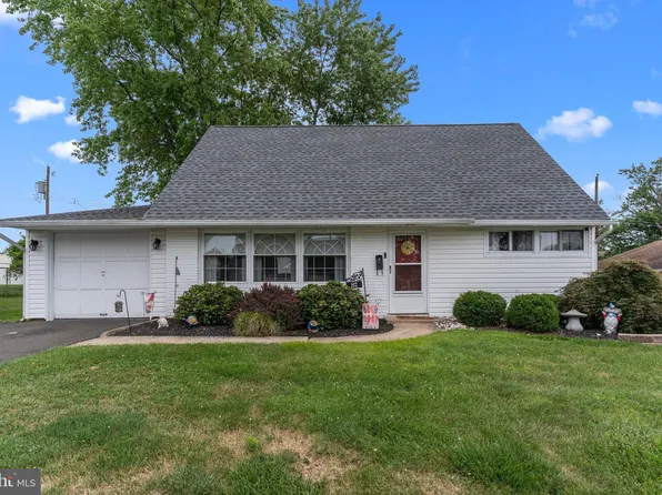 82 Cobalt Rdg, Levittown, PA 19057