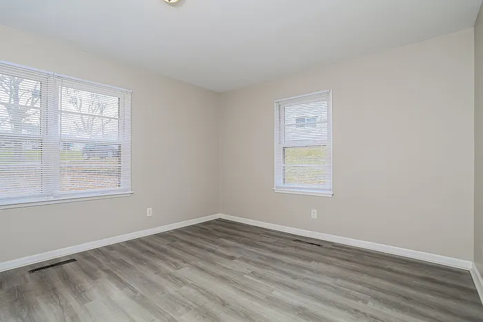 4931 Fairfield Cir — Photo 6