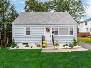 19 Boonton St, Dover, NJ 07801