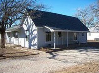 230 Bluegrove Cemetery Rd, Henrietta, TX 76365