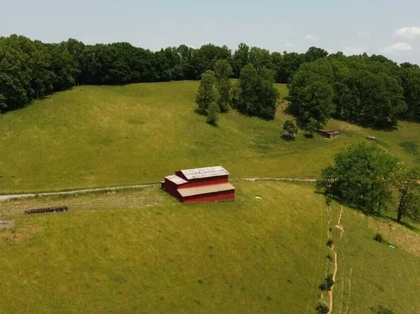 1085 Ponderosa Rd, Nickelsville, VA 24271