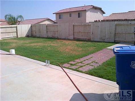 2nd image of 856 Spruce Ct