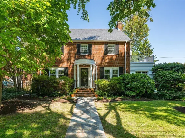 3609 Appleton St NW, Washington, DC 20008