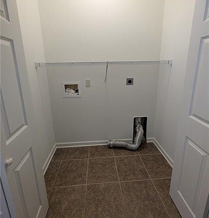 5th image of 809 Norval St