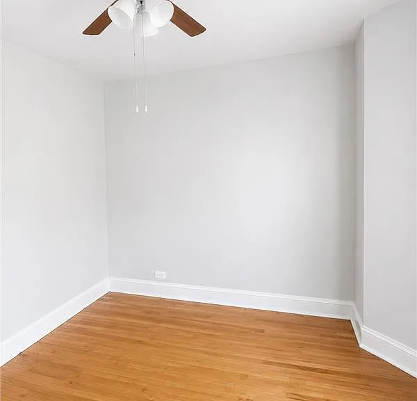 6235 W Wabansia Ave #6235-2 — Photo 5
