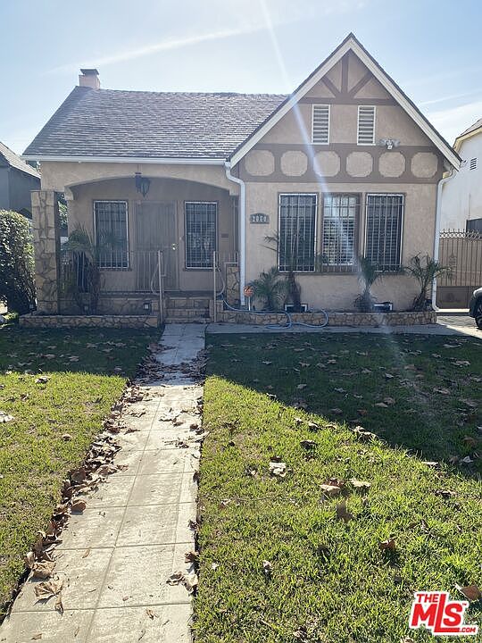 1st image of 2060 W 64th St