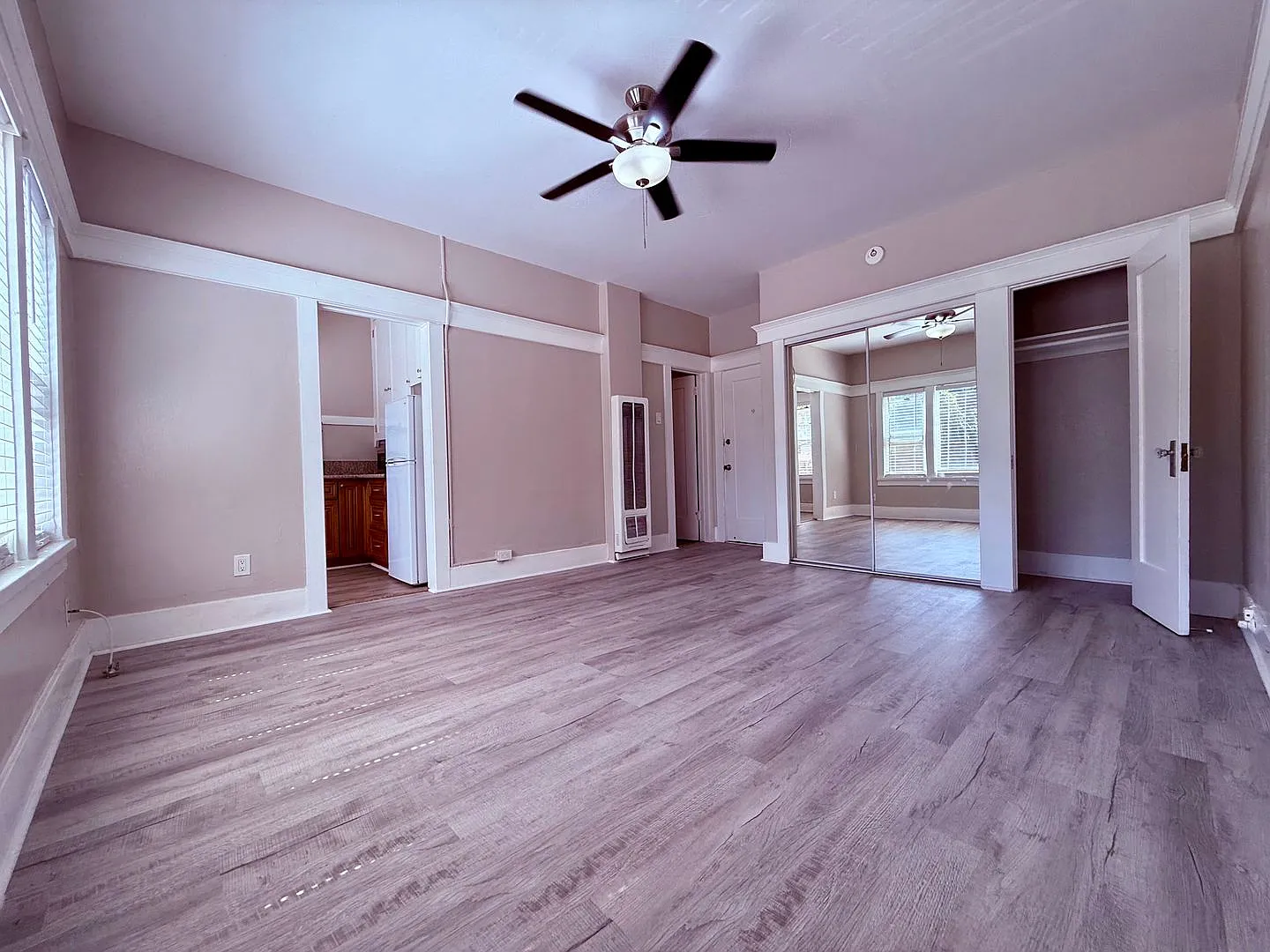 406 Linden Avenue — Photo 2