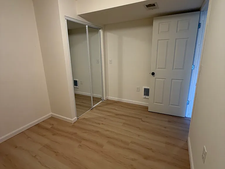 295 Maple Dr — Photo 4