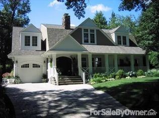 636 Doris Pl, Ridgewood, NJ 07450