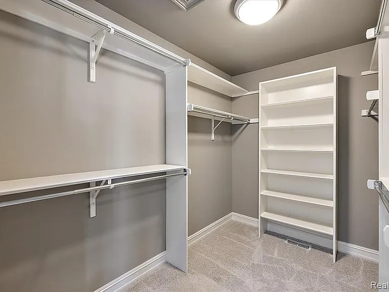 1109 Bennaville Ave — Photo 28