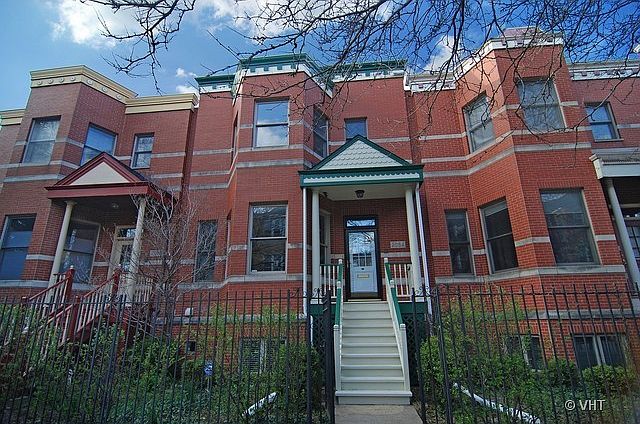 1st image of 2054 W Pierce Ave