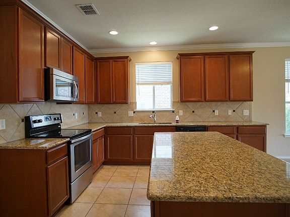 3rd image of 12015 Arbor Mesa