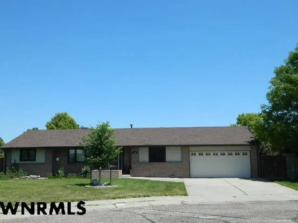 1020 17th St, Gering, NE 69341