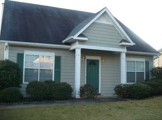 2422 Mountain Dr, Hoover, AL 35226