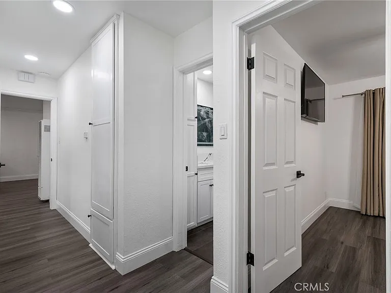 2023 Border Ave — Photo 25