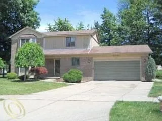 47828 Westbrook Ct photo 1