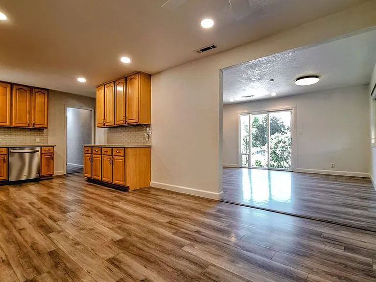 10501 Observatory Dr — Photo 7