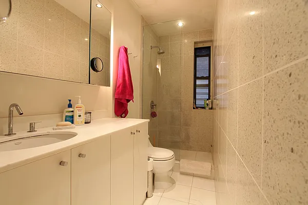 Rented by Compass | media 16