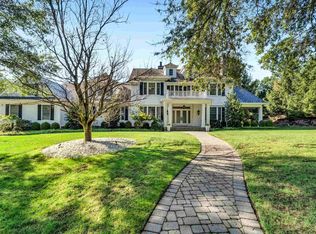 11 Oconnors Ln, Old Tappan, NJ 07675