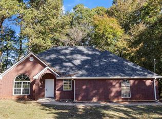 1303 Blueridge Pkwy, Longview, TX 75605