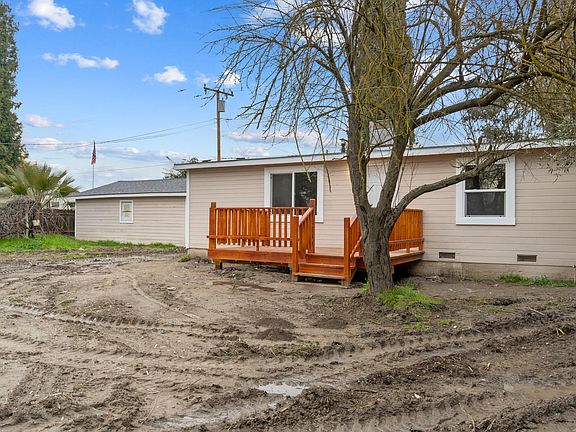 5th image of 15151 Oscar Avenue