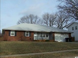 5610 SW 23rd St, Topeka, KS 66614