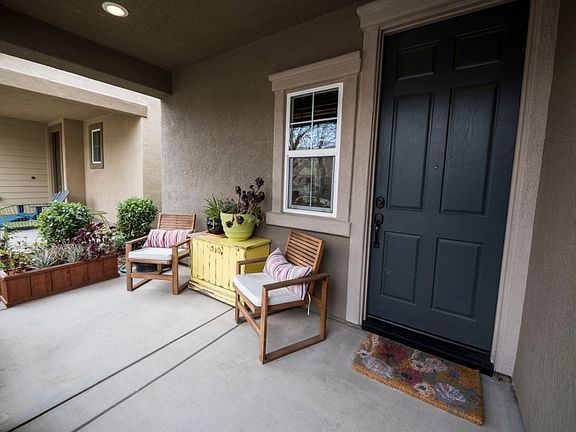 2nd image of 3233 Village Center Dr