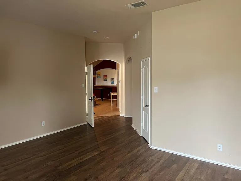 6300 Spring Ranch Dr — Photo 12