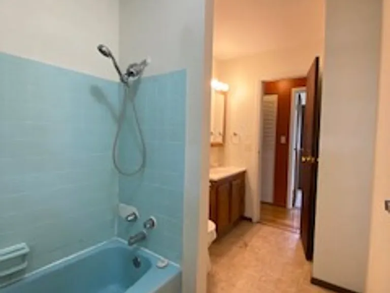 2637 Frances Ave — Photo 13
