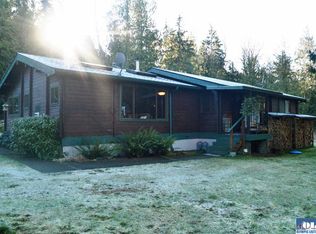 484 Dodger Ln, Port Angeles, WA 98363