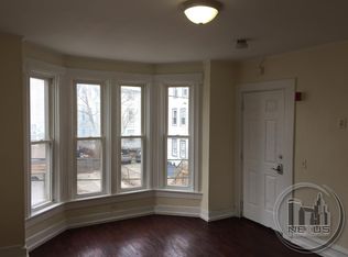152 Regent Ave APT 2, Providence, RI 02908