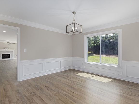 5th image of 105 Coley Way
