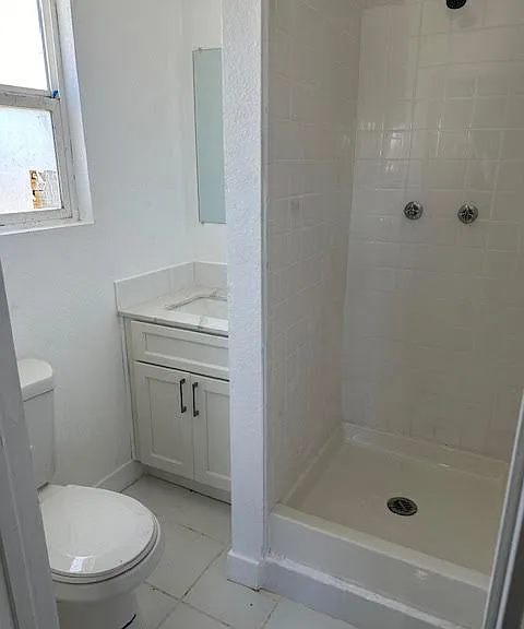 9310 W Lorraine Rd — Photo 3