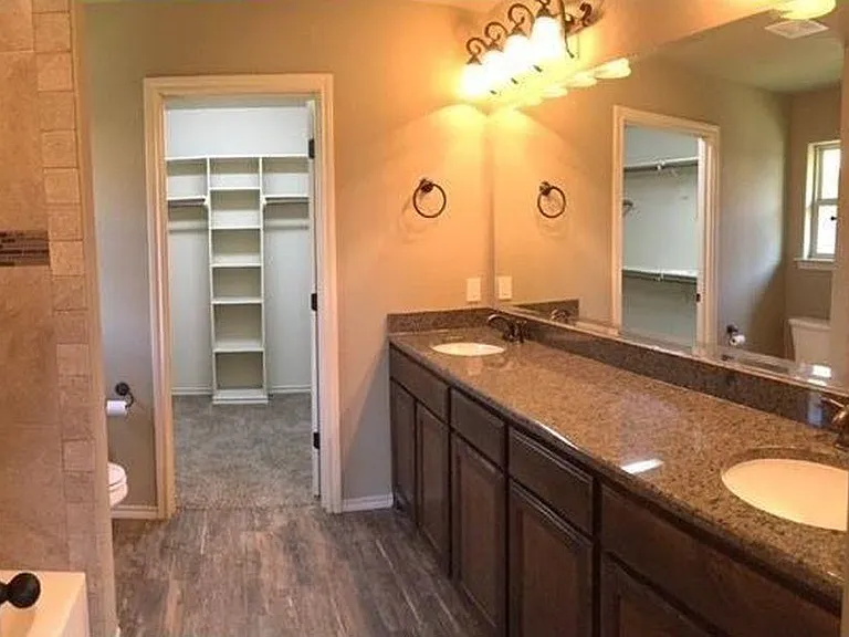 708 Denali Ct — Photo 4