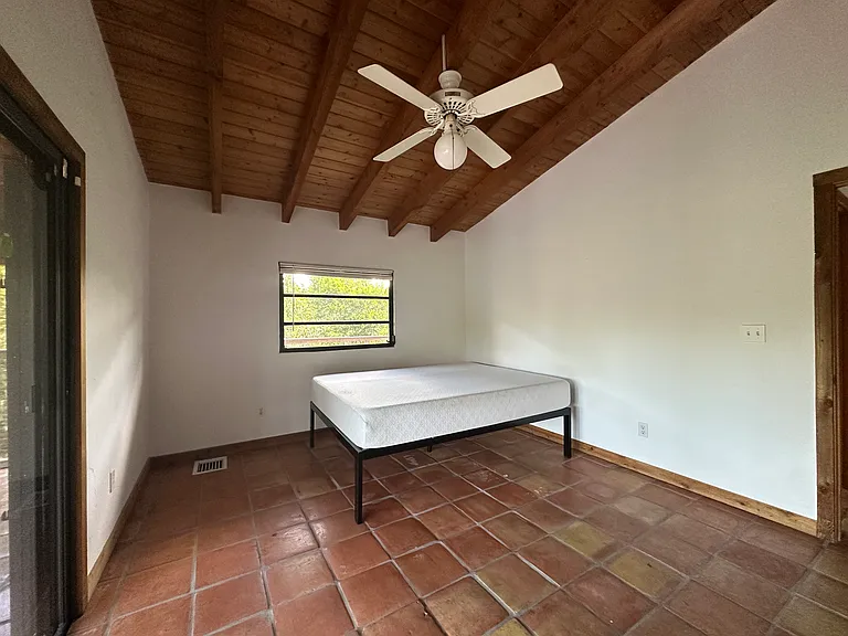 529 W Shore Dr — Photo 15
